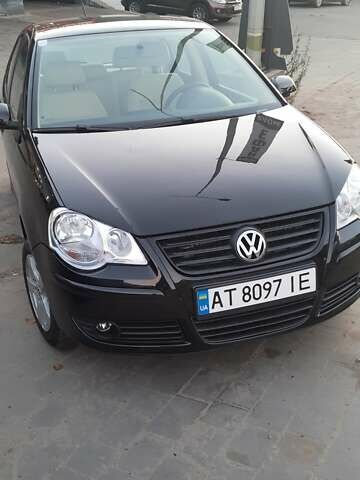 Чорний Фольксваген Поло, об'ємом двигуна 1.6 л та пробігом 185 тис. км за 6500 $, фото 1 на Automoto.ua