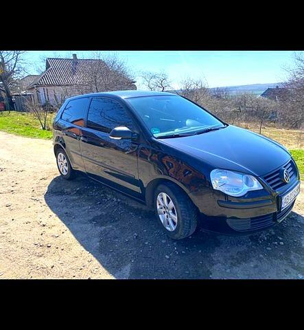 Черный Фольксваген Поло, объемом двигателя 1.2 л и пробегом 140 тыс. км за 4500 $, фото 1 на Automoto.ua