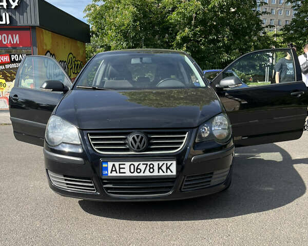 Чорний Фольксваген Поло, об'ємом двигуна 1.2 л та пробігом 234 тис. км за 4500 $, фото 1 на Automoto.ua