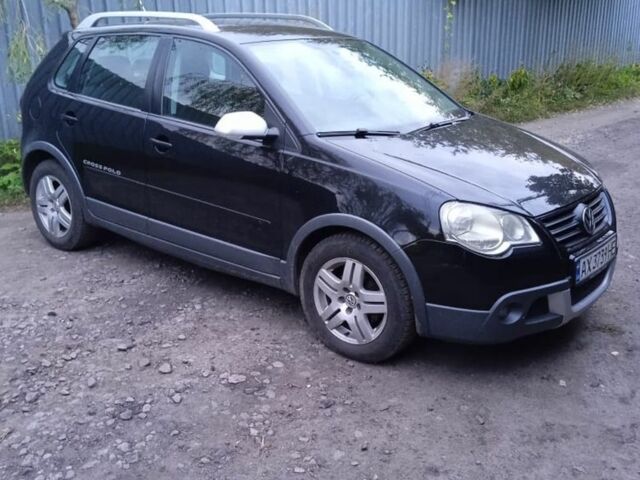 Черный Фольксваген Поло, объемом двигателя 1.9 л и пробегом 180 тыс. км за 6700 $, фото 1 на Automoto.ua