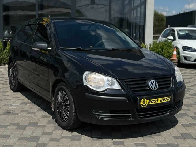 Черный Фольксваген Поло, объемом двигателя 1.4 л и пробегом 208 тыс. км за 6800 $, фото 1 на Automoto.ua