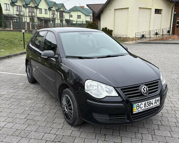 Чорний Фольксваген Поло, об'ємом двигуна 1.4 л та пробігом 143 тис. км за 5300 $, фото 1 на Automoto.ua