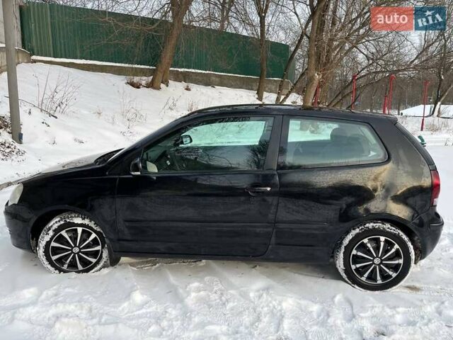 Чорний Фольксваген Поло, об'ємом двигуна 1.39 л та пробігом 250 тис. км за 3800 $, фото 1 на Automoto.ua