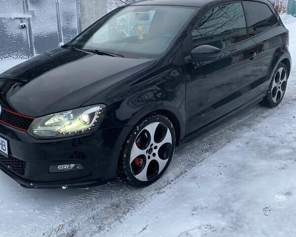 Чорний Фольксваген Поло, об'ємом двигуна 1.39 л та пробігом 194 тис. км за 8000 $, фото 1 на Automoto.ua