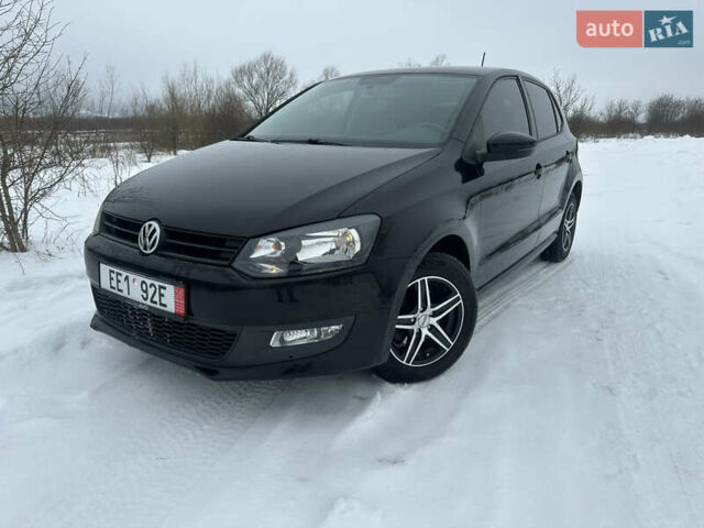 Черный Фольксваген Поло, объемом двигателя 1.2 л и пробегом 138 тыс. км за 5400 $, фото 1 на Automoto.ua