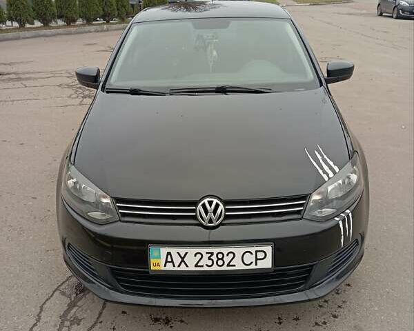 Черный Фольксваген Поло, объемом двигателя 1.6 л и пробегом 253 тыс. км за 6000 $, фото 1 на Automoto.ua