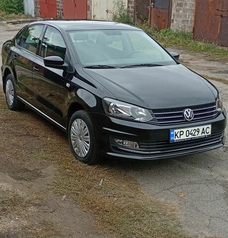 Черный Фольксваген Поло, объемом двигателя 1.6 л и пробегом 32 тыс. км за 10500 $, фото 1 на Automoto.ua