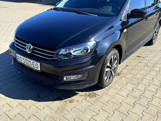 Черный Фольксваген Поло, объемом двигателя 1.6 л и пробегом 113 тыс. км за 10500 $, фото 1 на Automoto.ua