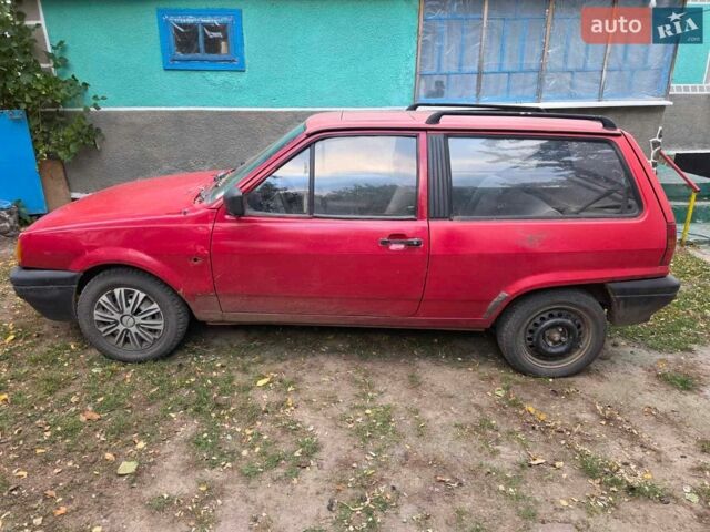 Червоний Фольксваген Поло, об'ємом двигуна 1.3 л та пробігом 180 тис. км за 550 $, фото 1 на Automoto.ua