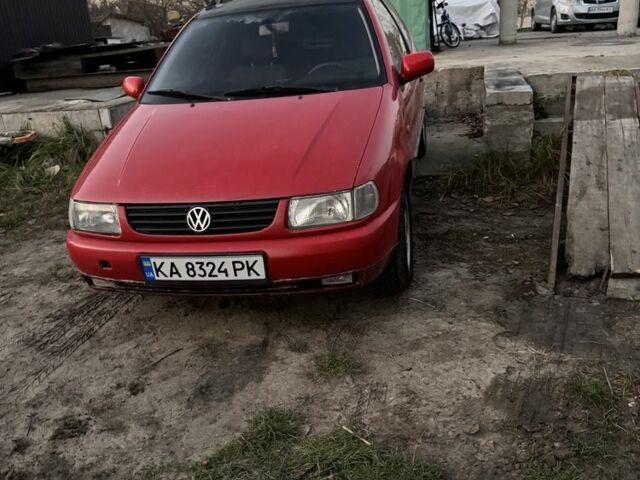 Червоний Фольксваген Поло, об'ємом двигуна 1.4 л та пробігом 266 тис. км за 1500 $, фото 1 на Automoto.ua