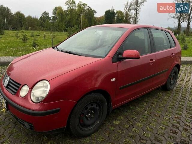 Красный Фольксваген Поло, объемом двигателя 1.2 л и пробегом 196 тыс. км за 3576 $, фото 1 на Automoto.ua