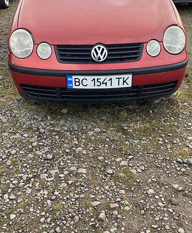 Красный Фольксваген Поло, объемом двигателя 1.4 л и пробегом 232 тыс. км за 3650 $, фото 1 на Automoto.ua