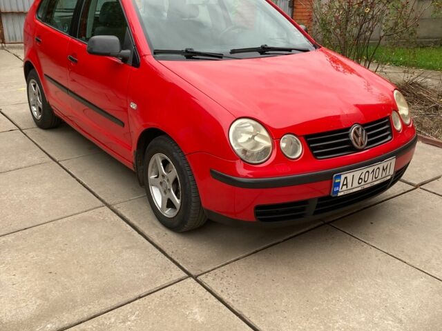 Красный Фольксваген Поло, объемом двигателя 1.4 л и пробегом 286 тыс. км за 3000 $, фото 1 на Automoto.ua