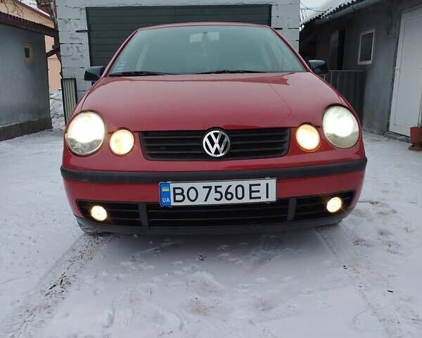 Червоний Фольксваген Поло, об'ємом двигуна 1.2 л та пробігом 207 тис. км за 3600 $, фото 1 на Automoto.ua