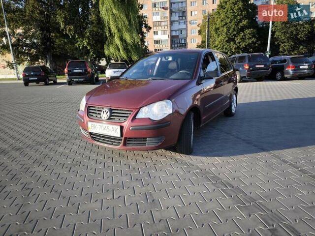 Червоний Фольксваген Поло, об'ємом двигуна 1.39 л та пробігом 339 тис. км за 3850 $, фото 1 на Automoto.ua