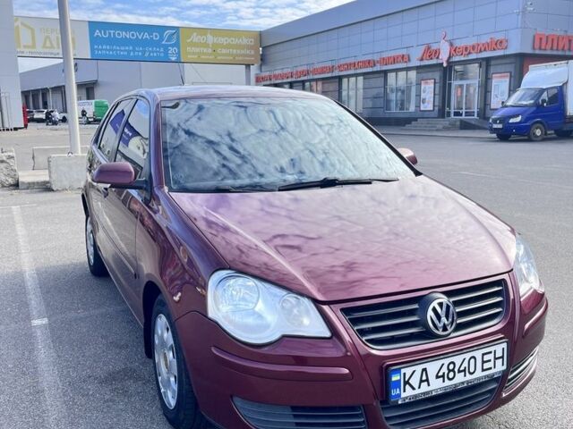 Червоний Фольксваген Поло, об'ємом двигуна 1.4 л та пробігом 178 тис. км за 5300 $, фото 1 на Automoto.ua