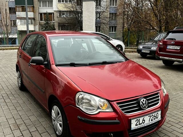 Червоний Фольксваген Поло, об'ємом двигуна 1.4 л та пробігом 193 тис. км за 2500 $, фото 1 на Automoto.ua