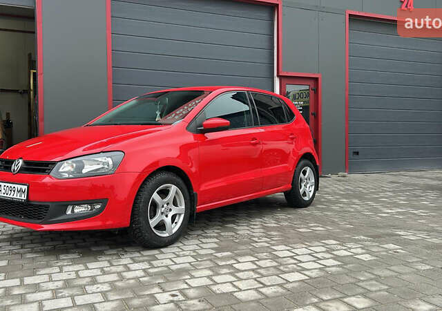 Червоний Фольксваген Поло, об'ємом двигуна 1.39 л та пробігом 180 тис. км за 7850 $, фото 1 на Automoto.ua