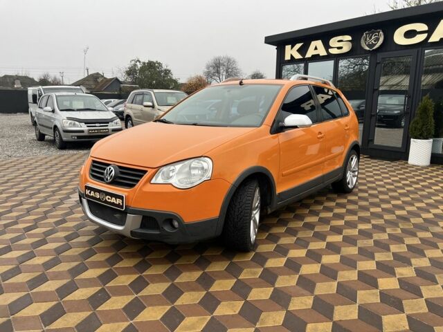 Жовтий Фольксваген Поло, об'ємом двигуна 1.4 л та пробігом 239 тис. км за 5350 $, фото 1 на Automoto.ua