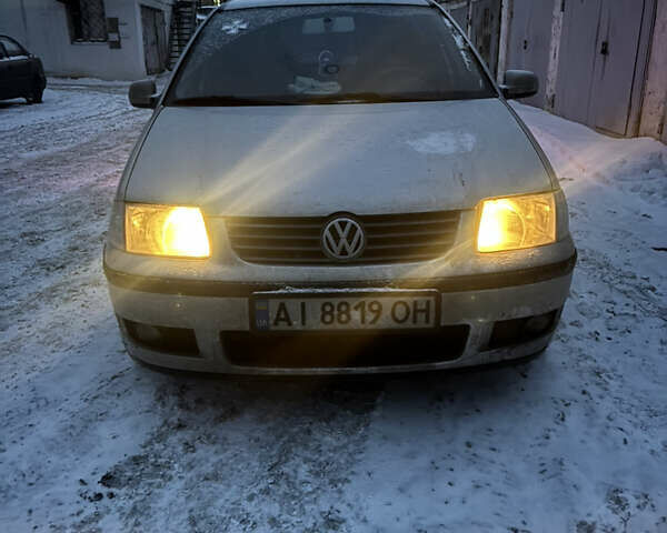 Сірий Фольксваген Поло, об'ємом двигуна 1.39 л та пробігом 235 тис. км за 2999 $, фото 1 на Automoto.ua