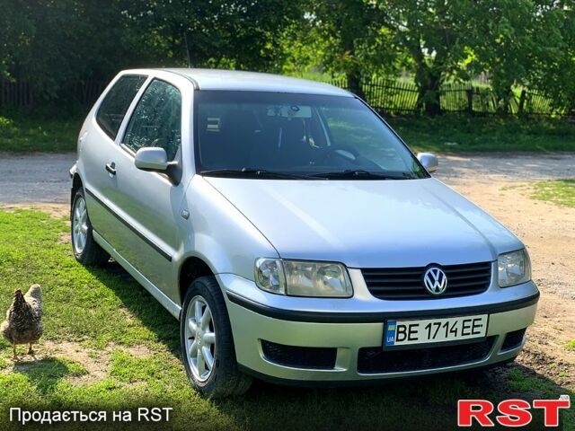 Серый Фольксваген Поло, объемом двигателя 1 л и пробегом 300 тыс. км за 3500 $, фото 1 на Automoto.ua