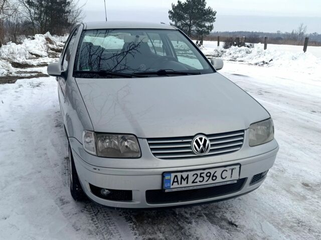 Серый Фольксваген Поло, объемом двигателя 1.4 л и пробегом 180 тыс. км за 3350 $, фото 1 на Automoto.ua