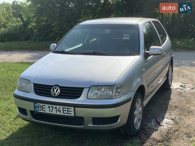 Серый Фольксваген Поло, объемом двигателя 1 л и пробегом 305 тыс. км за 3500 $, фото 1 на Automoto.ua
