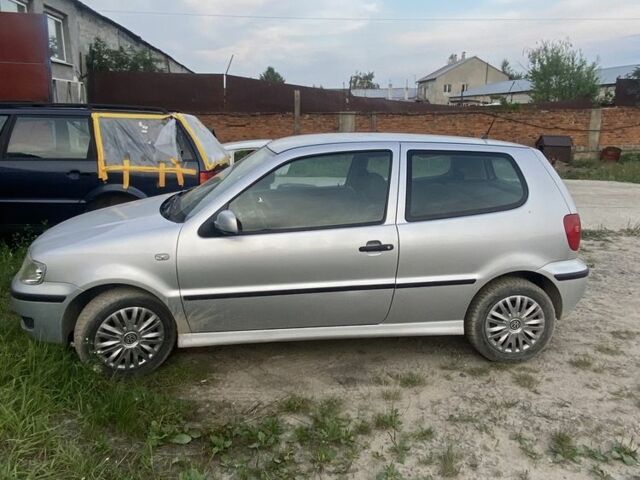 Серый Фольксваген Поло, объемом двигателя 1.4 л и пробегом 150 тыс. км за 2700 $, фото 1 на Automoto.ua