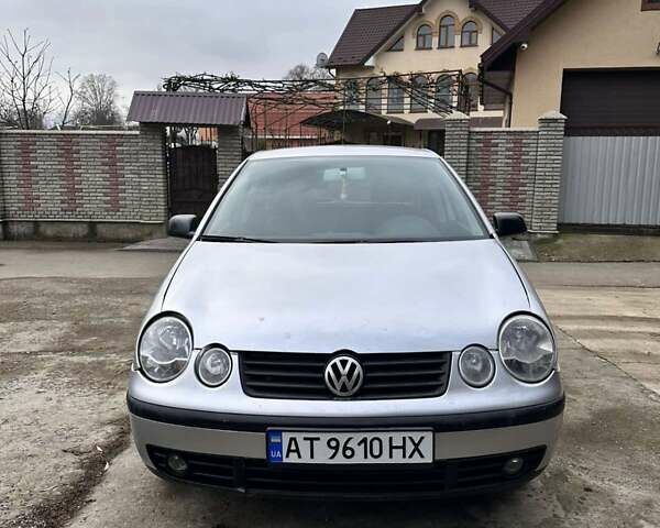 Серый Фольксваген Поло, объемом двигателя 1.39 л и пробегом 280 тыс. км за 3600 $, фото 1 на Automoto.ua
