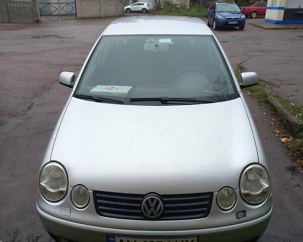 Сірий Фольксваген Поло, об'ємом двигуна 1.39 л та пробігом 206 тис. км за 4800 $, фото 1 на Automoto.ua