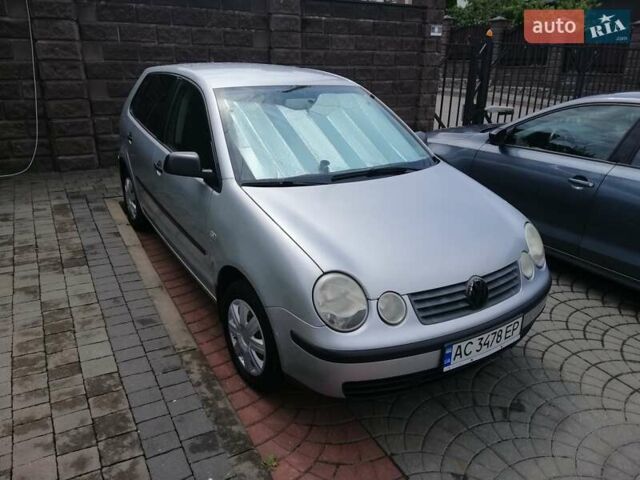 Серый Фольксваген Поло, объемом двигателя 1.4 л и пробегом 213 тыс. км за 4200 $, фото 1 на Automoto.ua