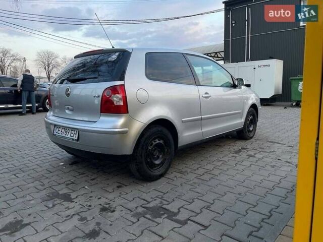 Серый Фольксваген Поло, объемом двигателя 1.4 л и пробегом 239 тыс. км за 3600 $, фото 1 на Automoto.ua