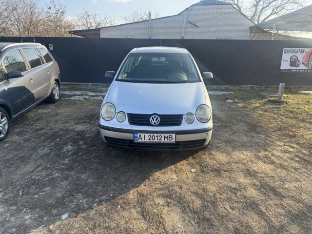 Серый Фольксваген Поло, объемом двигателя 1.4 л и пробегом 195 тыс. км за 4300 $, фото 1 на Automoto.ua