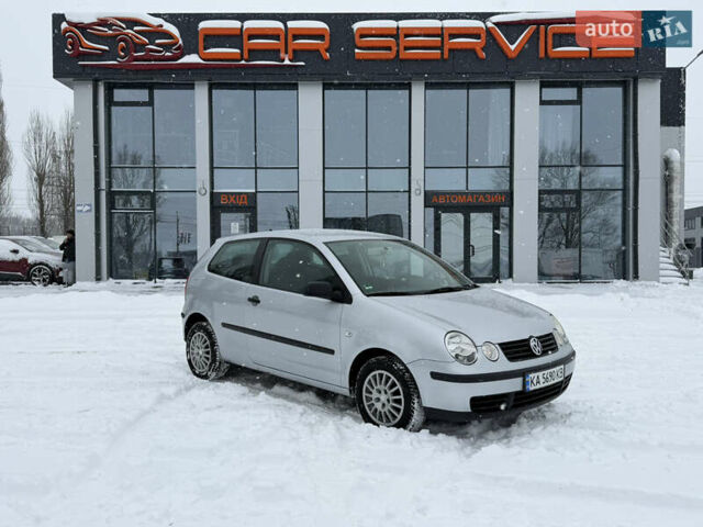 Серый Фольксваген Поло, объемом двигателя 1.2 л и пробегом 218 тыс. км за 2999 $, фото 1 на Automoto.ua