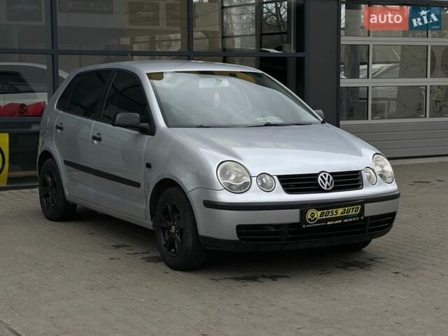 Серый Фольксваген Поло, объемом двигателя 1.39 л и пробегом 269 тыс. км за 4000 $, фото 1 на Automoto.ua