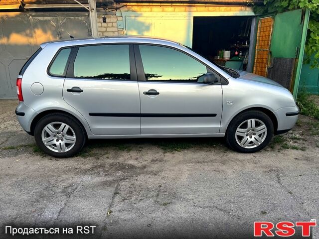 Сірий Фольксваген Поло, об'ємом двигуна 1.4 л та пробігом 95 тис. км за 4700 $, фото 1 на Automoto.ua