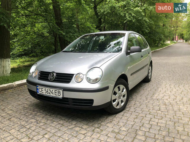 Серый Фольксваген Поло, объемом двигателя 1.39 л и пробегом 170 тыс. км за 3950 $, фото 1 на Automoto.ua