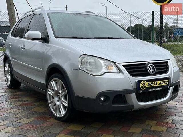 Сірий Фольксваген Поло, об'ємом двигуна 1.4 л та пробігом 271 тис. км за 5500 $, фото 1 на Automoto.ua