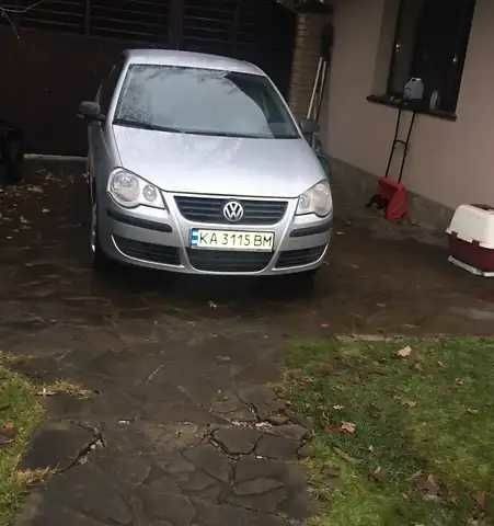 Серый Фольксваген Поло, объемом двигателя 0 л и пробегом 150 тыс. км за 5210 $, фото 1 на Automoto.ua