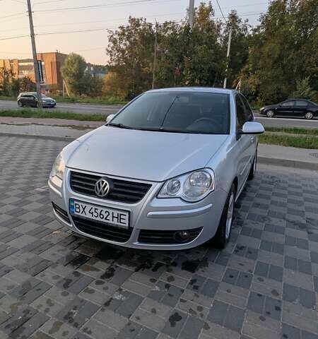 Сірий Фольксваген Поло, об'ємом двигуна 1.6 л та пробігом 188 тис. км за 5600 $, фото 1 на Automoto.ua