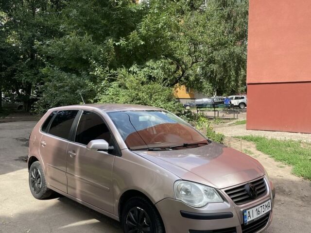 Сірий Фольксваген Поло, об'ємом двигуна 1.4 л та пробігом 194 тис. км за 3500 $, фото 1 на Automoto.ua