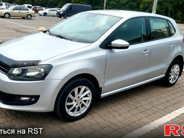 Сірий Фольксваген Поло, об'ємом двигуна 1.4 л та пробігом 158 тис. км за 7500 $, фото 1 на Automoto.ua