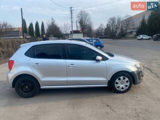 Сірий Фольксваген Поло, об'ємом двигуна 1.4 л та пробігом 274 тис. км за 4000 $, фото 1 на Automoto.ua