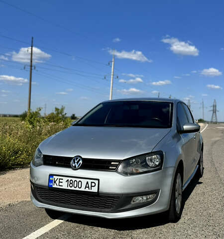 Сірий Фольксваген Поло, об'ємом двигуна 1.6 л та пробігом 296 тис. км за 7800 $, фото 1 на Automoto.ua