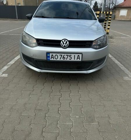 Сірий Фольксваген Поло, об'ємом двигуна 1.2 л та пробігом 267 тис. км за 4299 $, фото 1 на Automoto.ua