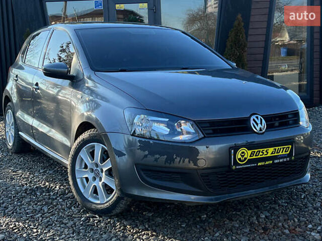 Сірий Фольксваген Поло, об'ємом двигуна 1.2 л та пробігом 175 тис. км за 6800 $, фото 1 на Automoto.ua