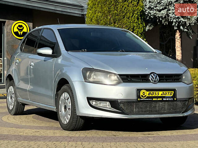 Серый Фольксваген Поло, объемом двигателя 1.39 л и пробегом 273 тыс. км за 5900 $, фото 1 на Automoto.ua