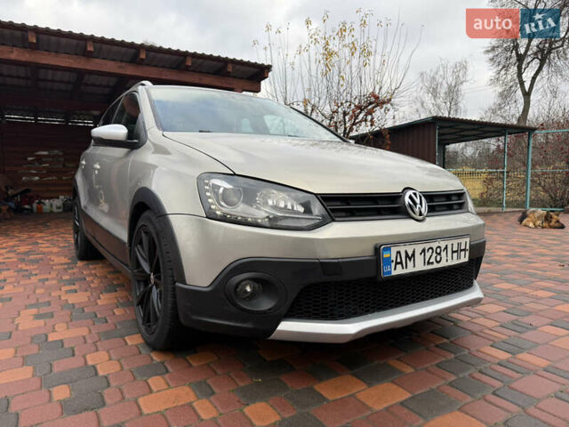 Сірий Фольксваген Поло, об'ємом двигуна 1.6 л та пробігом 209 тис. км за 6999 $, фото 1 на Automoto.ua