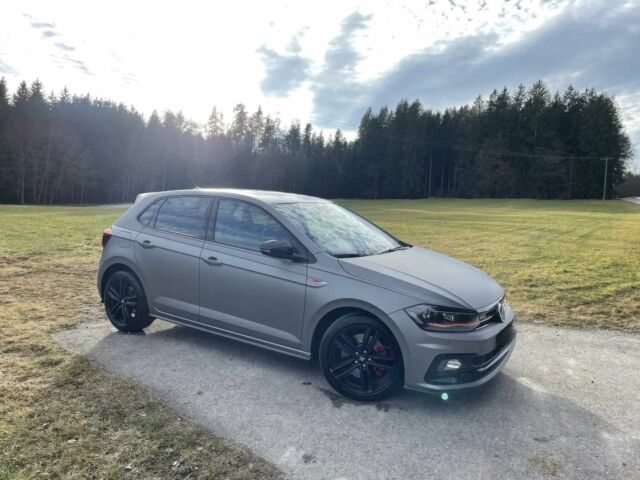 Серый Фольксваген Поло, объемом двигателя 2 л и пробегом 36 тыс. км за 9100 $, фото 1 на Automoto.ua