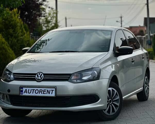 Серый Фольксваген Поло, объемом двигателя 1.6 л и пробегом 151 тыс. км за 6900 $, фото 1 на Automoto.ua